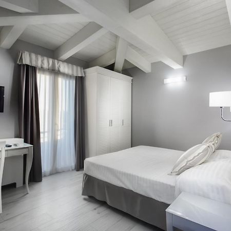 Hotel Nettuno Cesenatico Extérieur photo